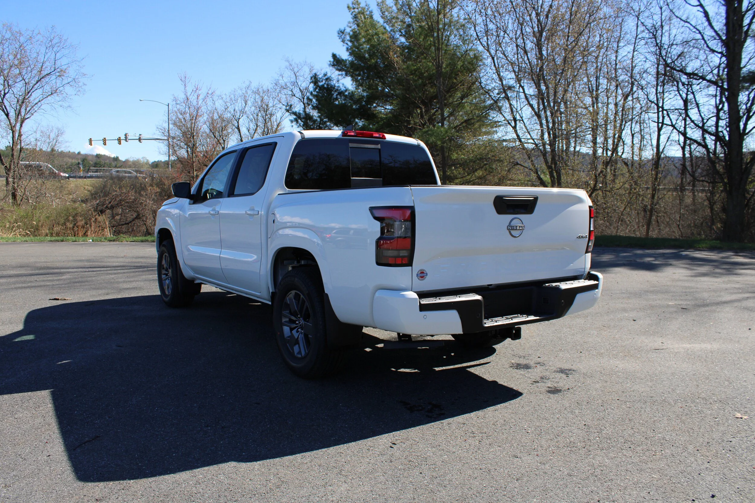 New 2026 Glacier White Nissan Crew Cab SV image 2