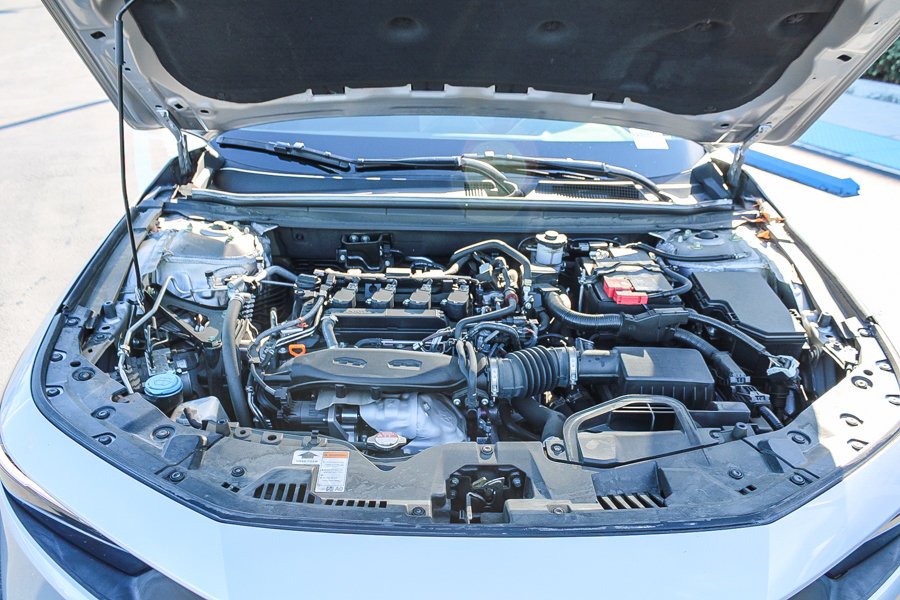 Used 2024 Silver Honda LX image 27