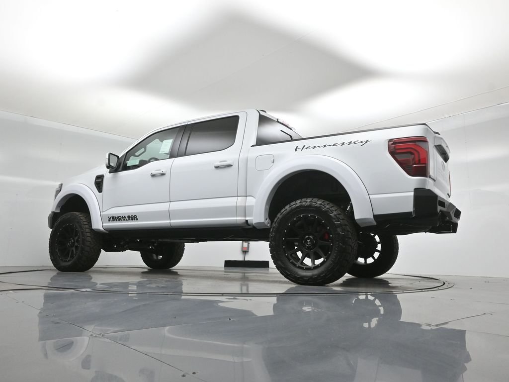 New 2025 Oxford White Ford Lariat image 52
