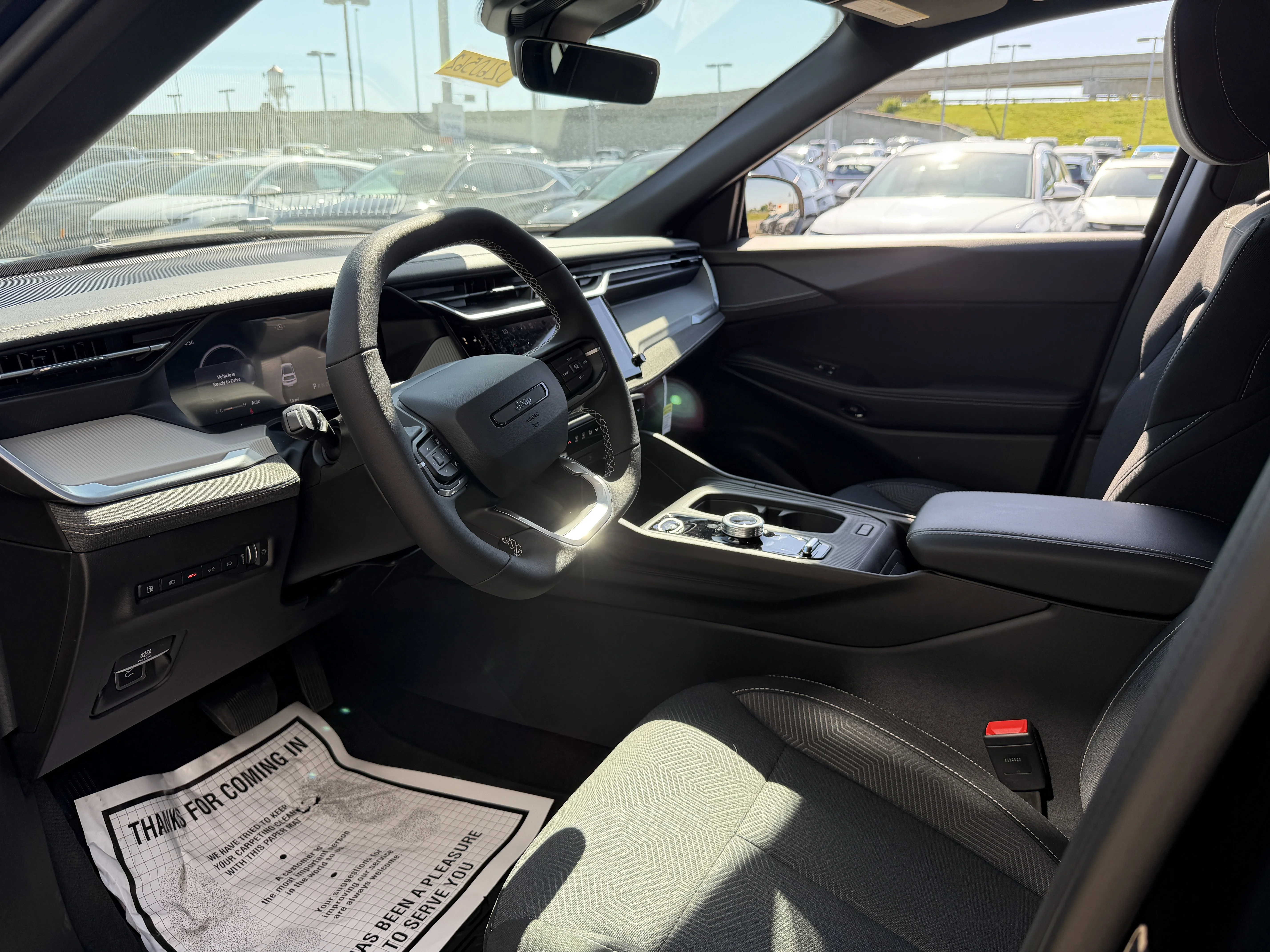 New 2026 Diamond Black Crystal Pearlcoat Jeep Laredo image 29