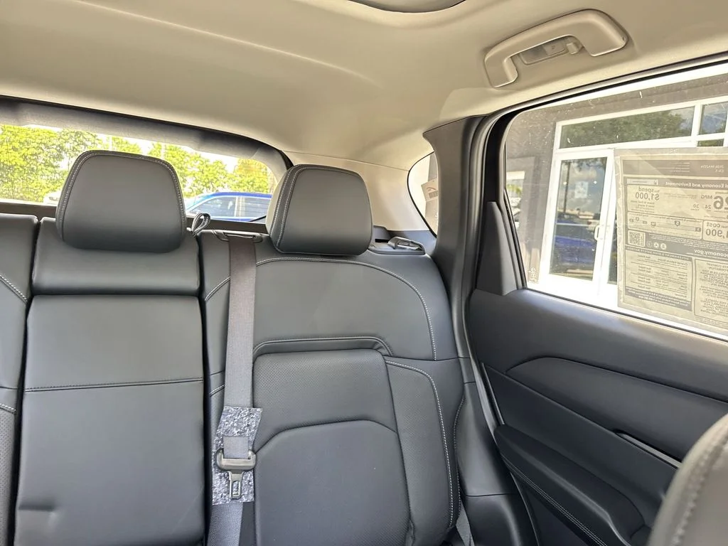 New 2026 White Metallic Mazda 2.5 S Premium Plus AWD image 19