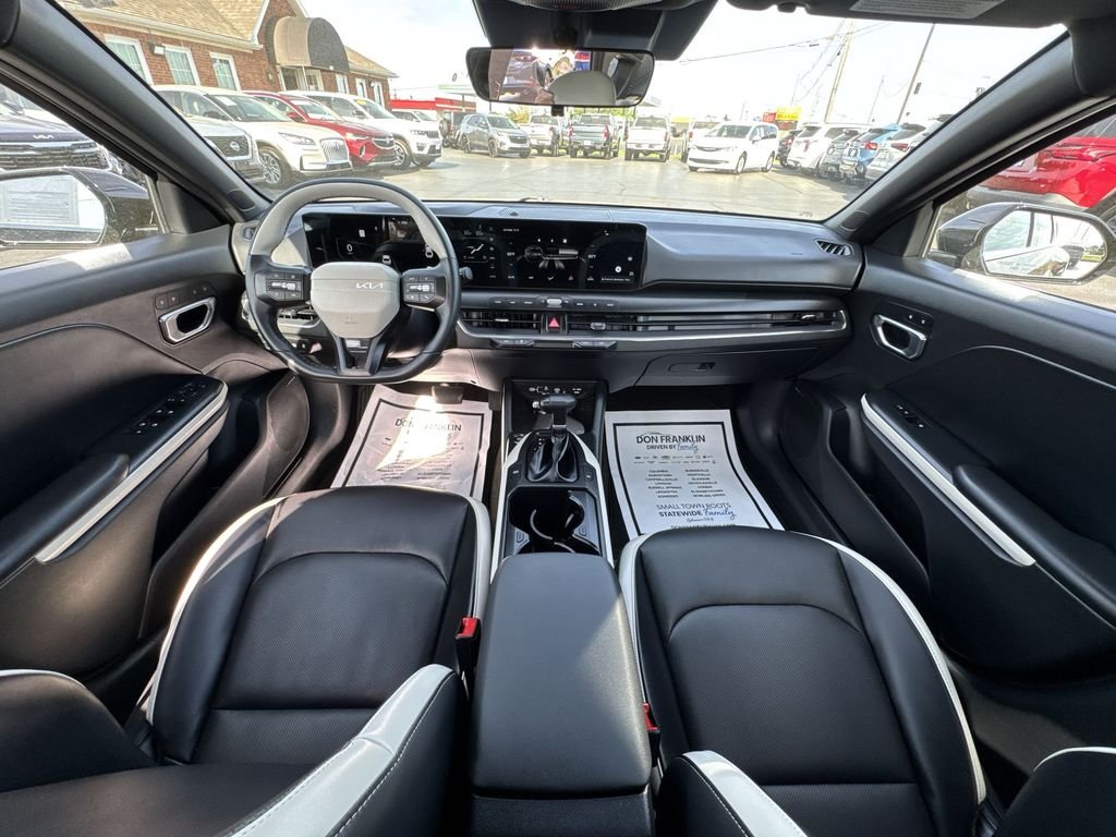 Used 2025 Black Kia GT-Line image 21