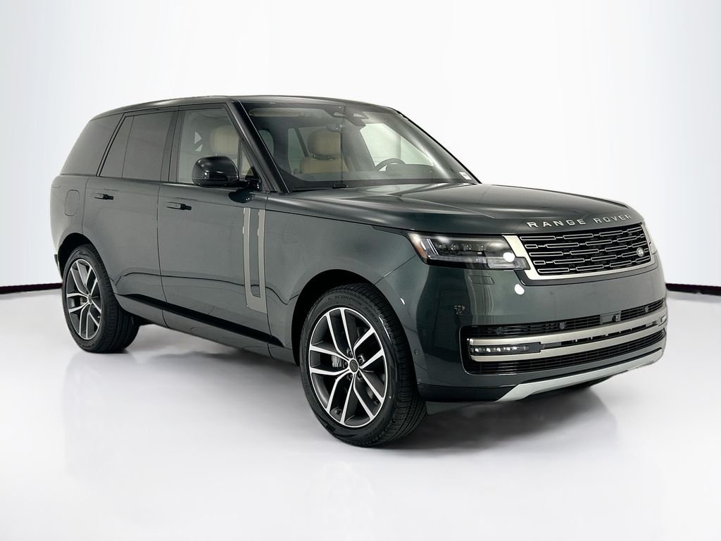 New 2026 Belgravia Green Land Rover SE image 3