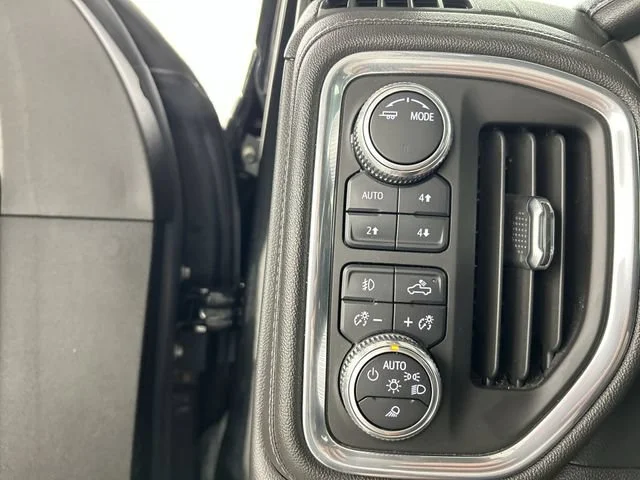 Used 2021 Black GMC Denali image 11