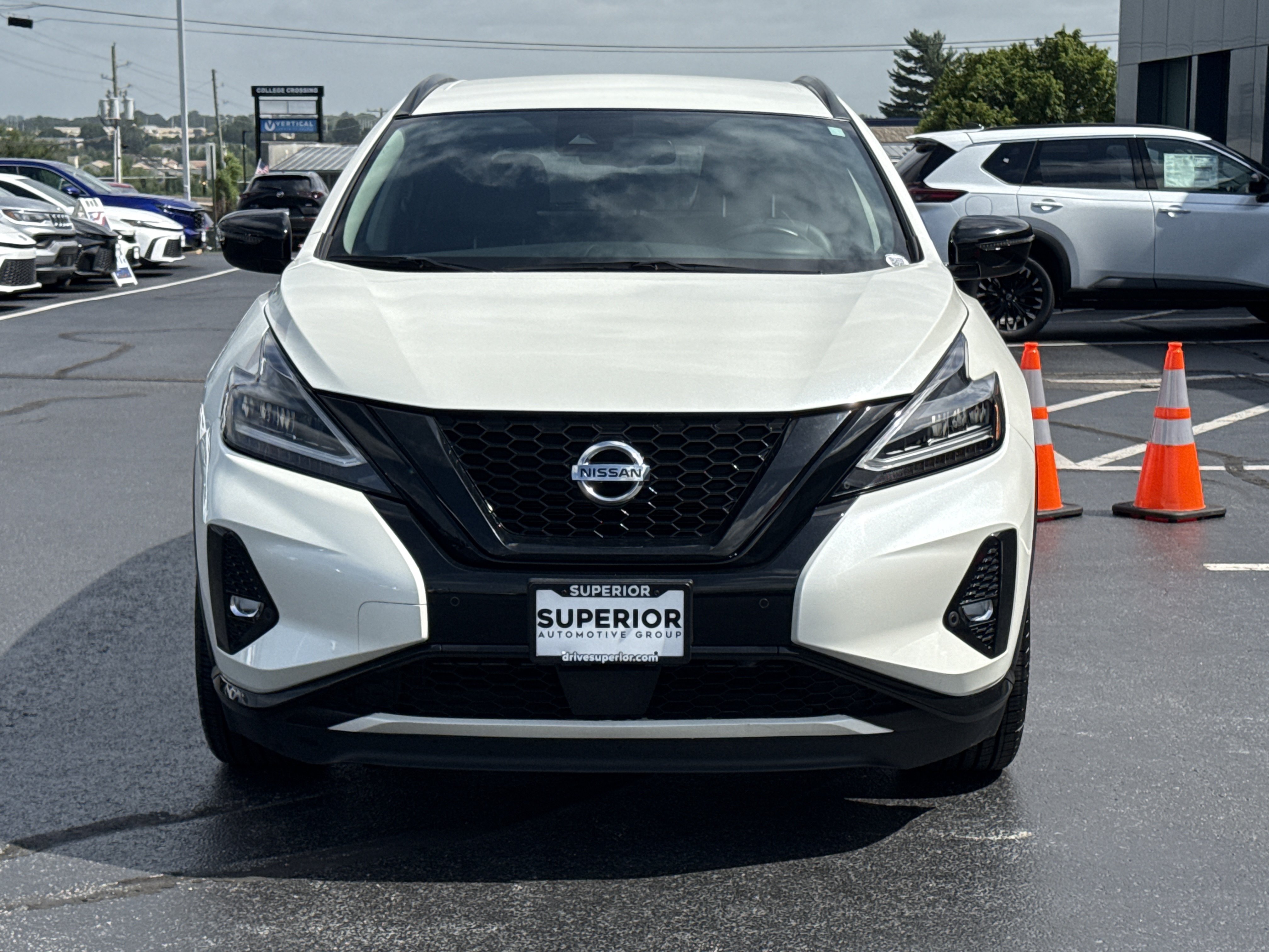Used 2022 Pearl White Tricoat Nissan SV AWD image 13