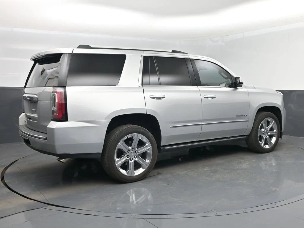Used 2020 Silver GMC Denali image 3