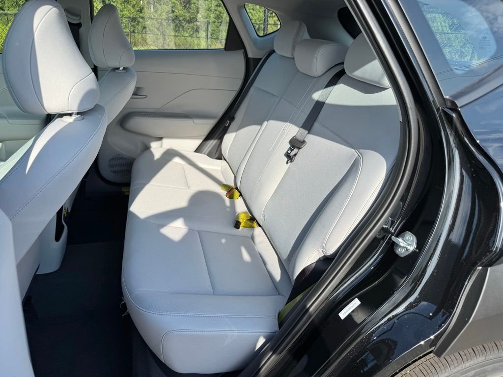 2026 Hyundai Kona SE - Photo 15