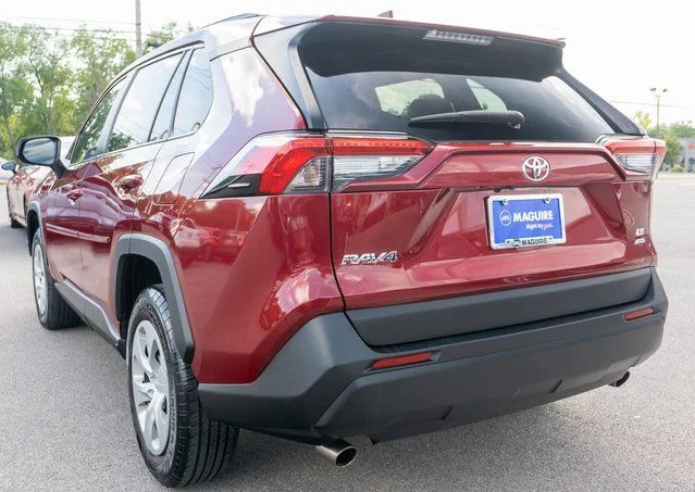 Used 2019 Red Toyota LE image 7