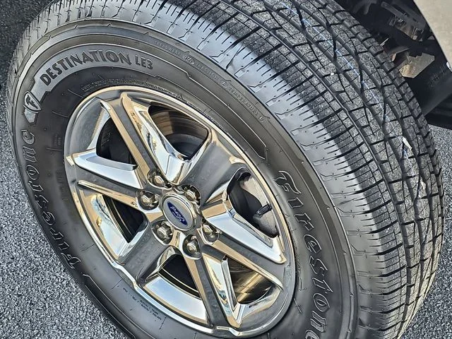 Used 2024 Gray Ford XLT image 13