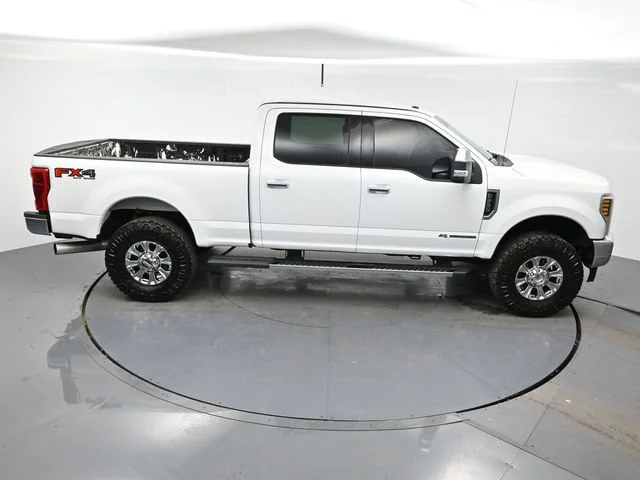 Used 2018 White Ford XL image 35