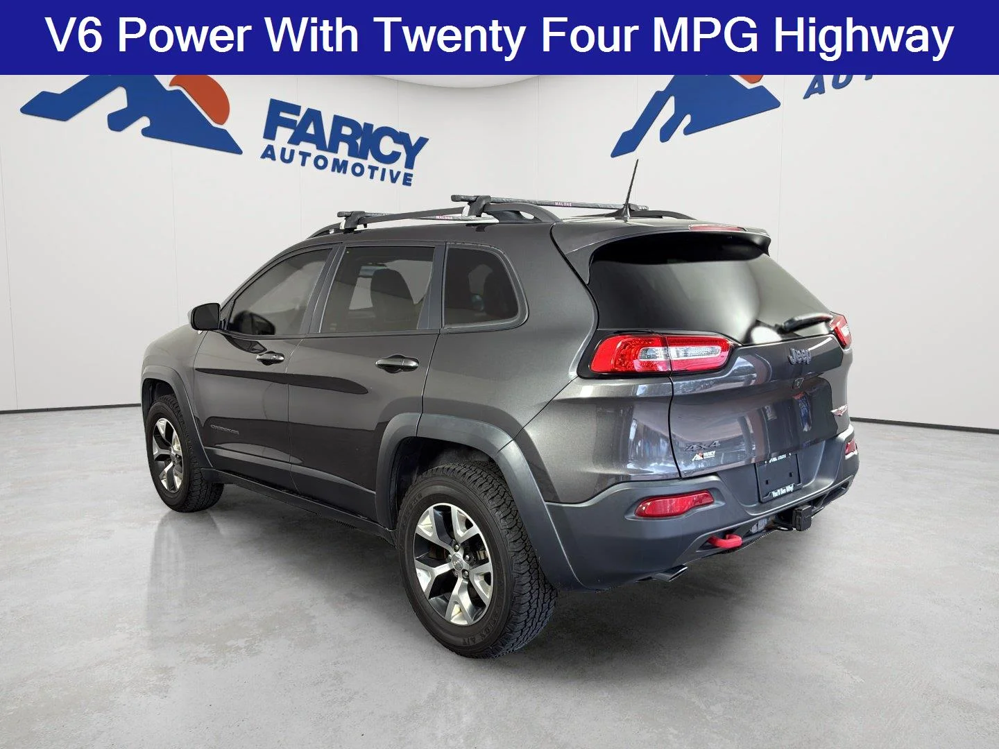 Used 2017 Granite Crystal Metallic Clearcoat Jeep Trailhawk image 7