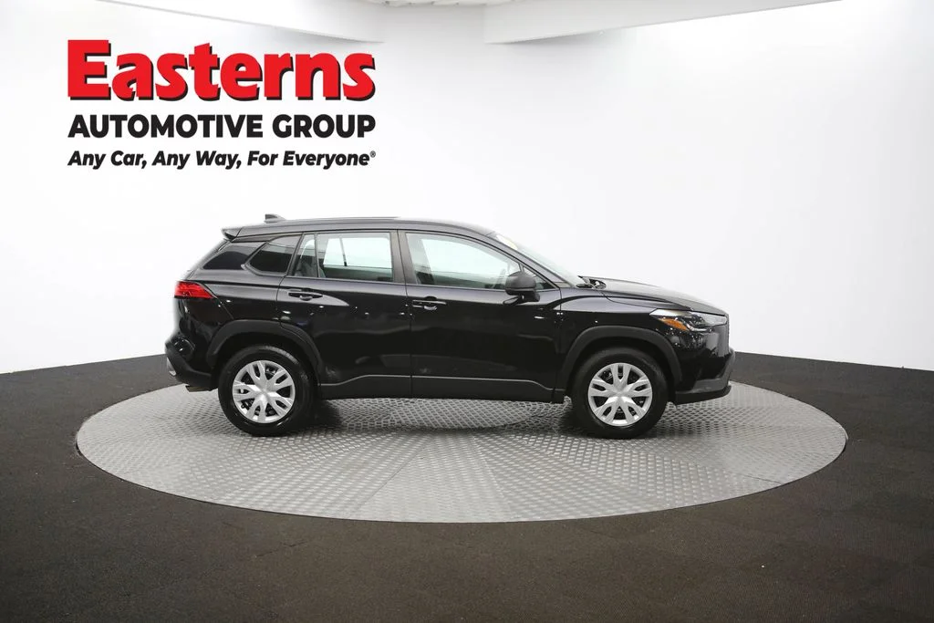 Used 2022 Black Toyota L image 43