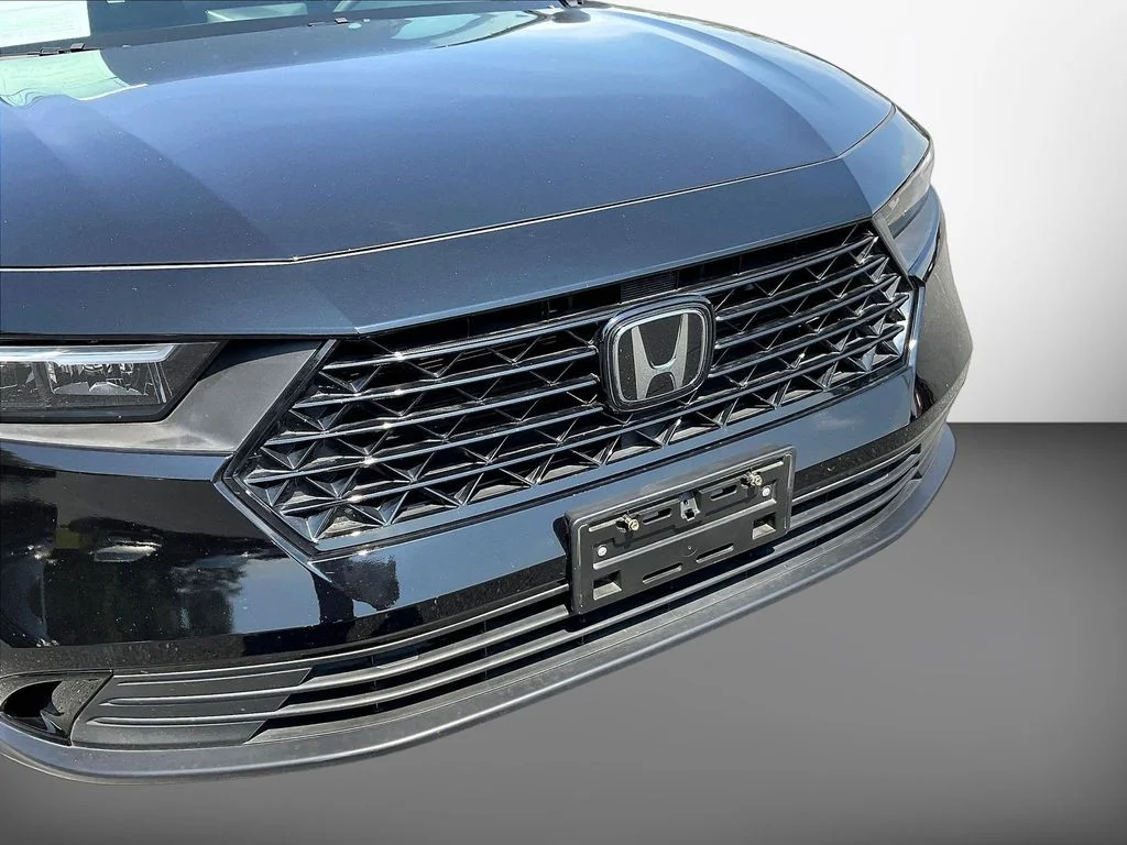 2025 Honda Accord SE - Photo 32