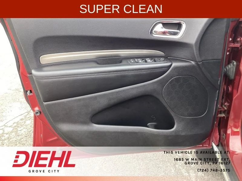 Used 2015 Red Dodge SXT image 10