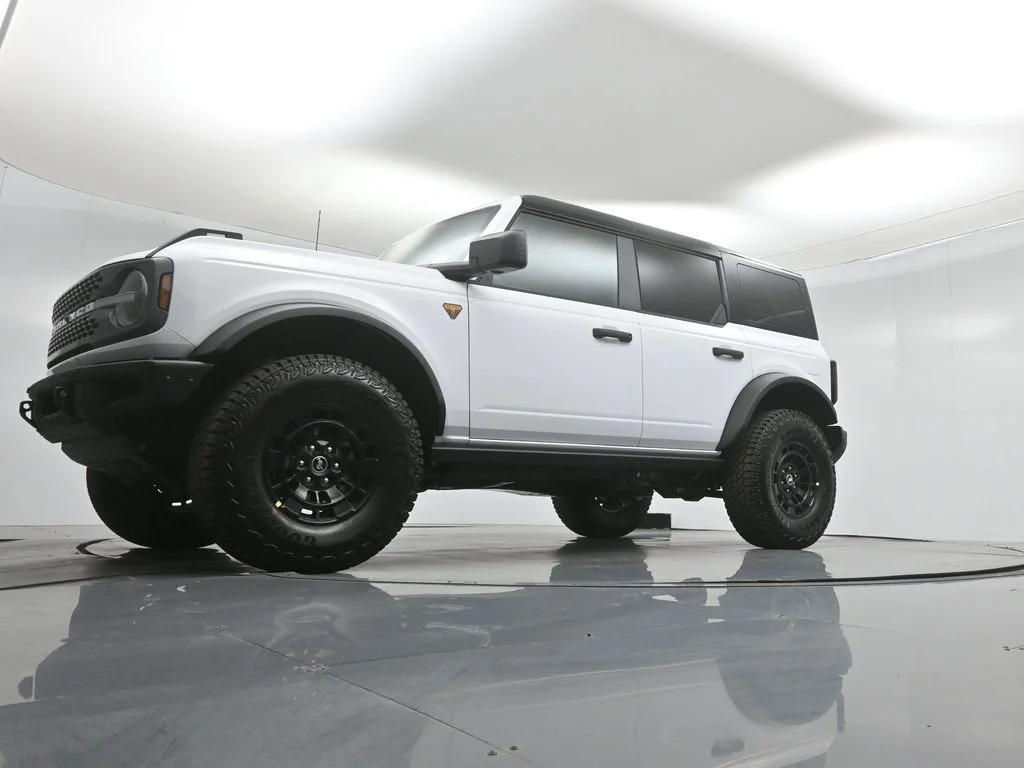 New 2026 White Ford Badlands image 40