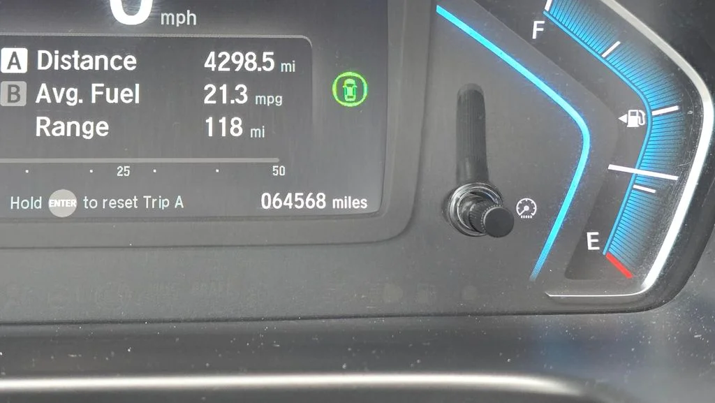 Used 2022  Honda EX-L image 32