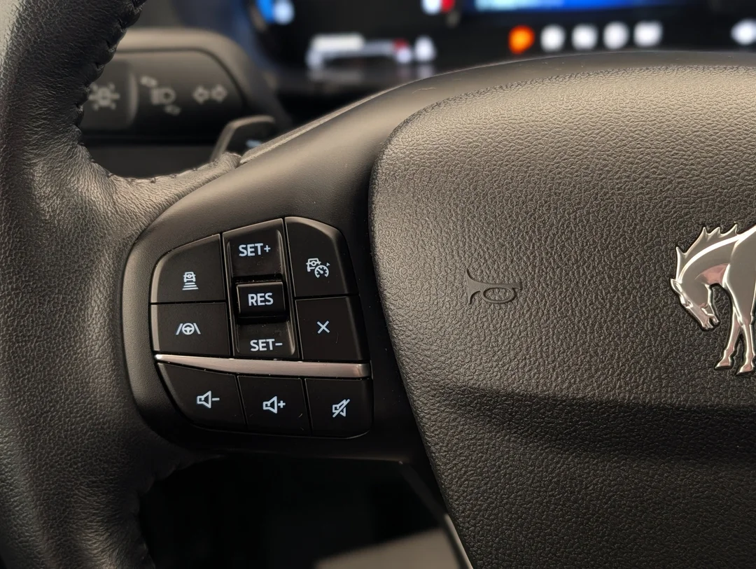 Certified Used 2023 Black Ford Badlands - - 4x4 - Power Sunroof - Fordpass Connect - Back Up Cam - Premium Pkg & More! image 17