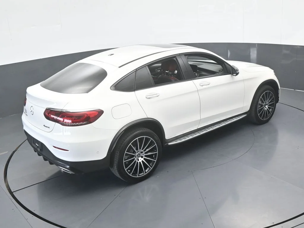 Used 2022 Diamond White Mercedes-Benz GLC 300 Coupe image 64