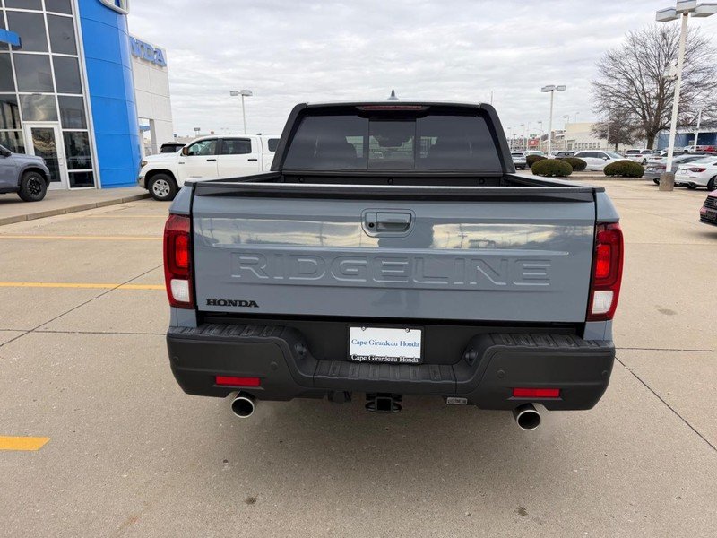 2026 Honda Ridgeline Black Edition - Photo 3