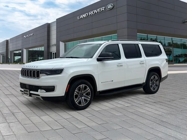 2024 Jeep Wagoneer L's photo