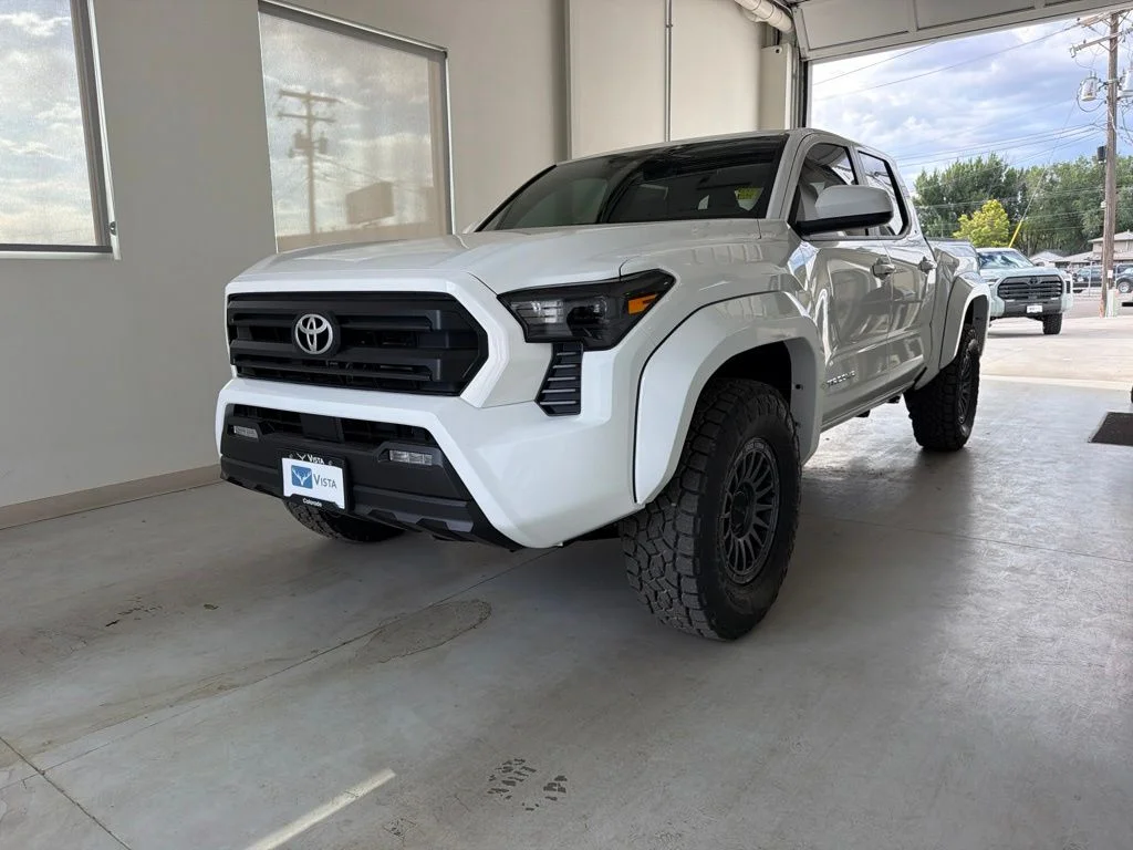 New 2026 Ice Toyota SR5 image 3