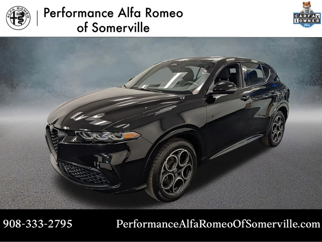 Used 2025 Black Alfa Romeo  image 1