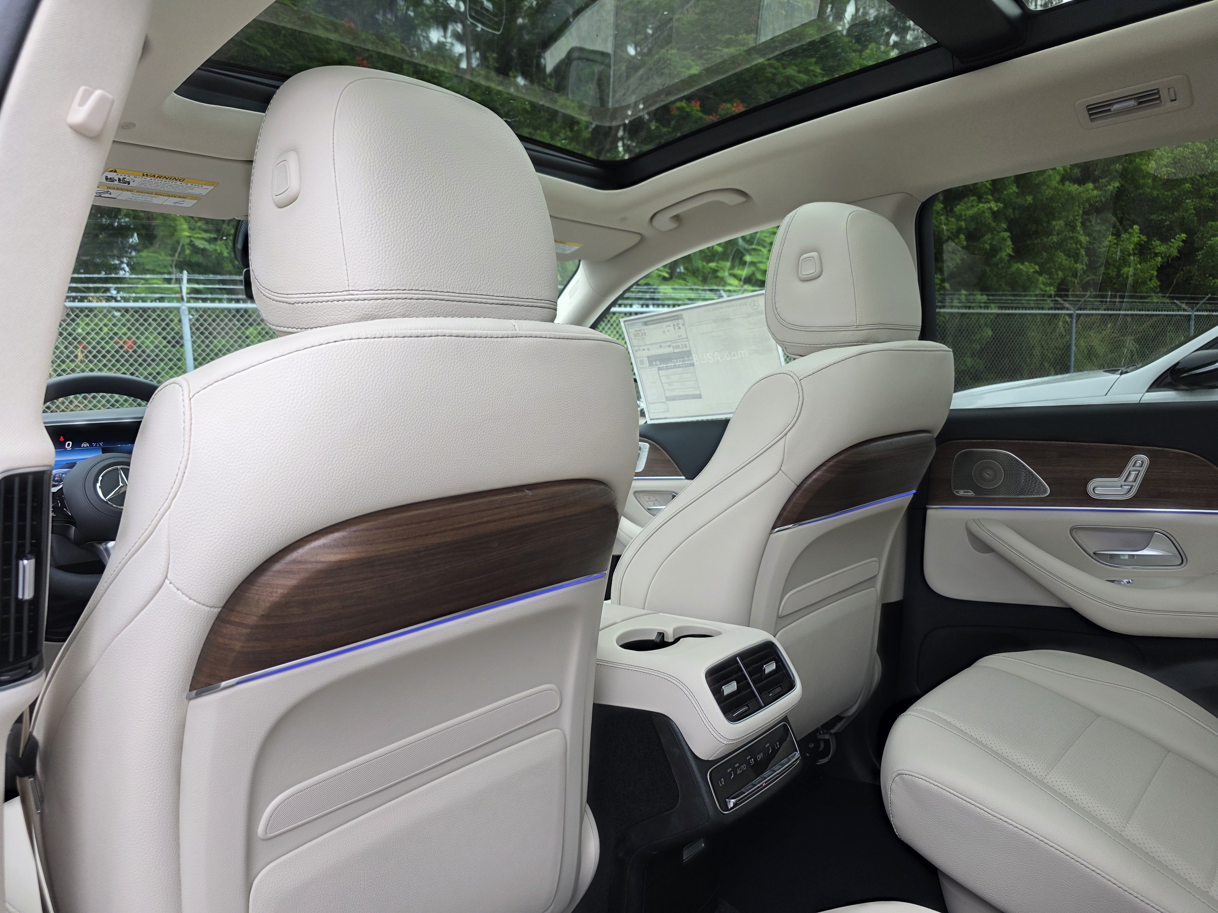 New 2026 MANUFAKTUR Alpine Grey Mercedes-Benz GLS 450 image 37