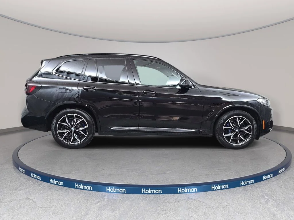 Used 2024 Black Sapphire Metallic BMW M40i image 5