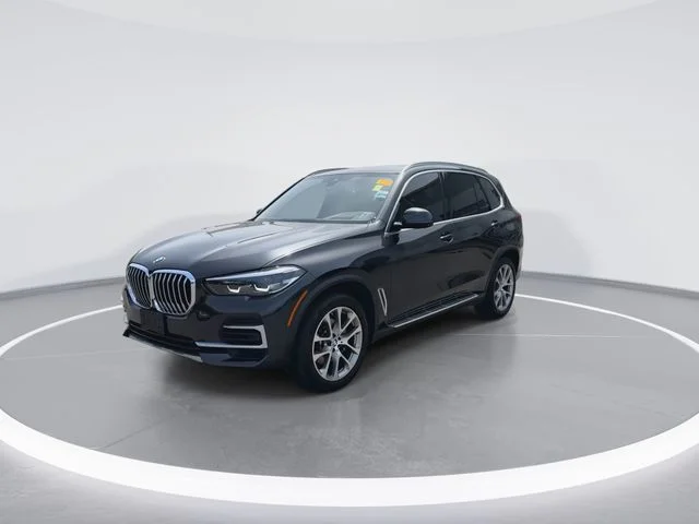 Used 2023 Gray BMW xDrive40i image 4
