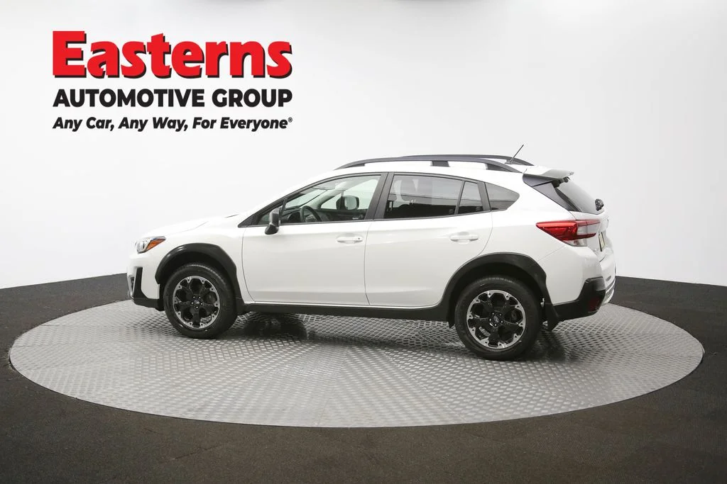 Used 2021 White Subaru Base image 61