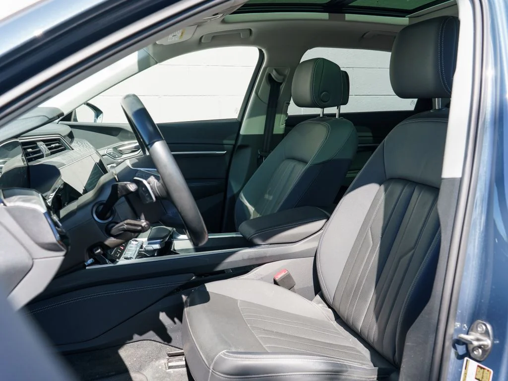 Used 2024 Blue Audi Premium Plus image 5
