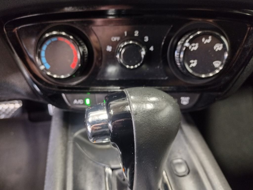 Used 2021 Platinum White Pearl Honda Sport image 29