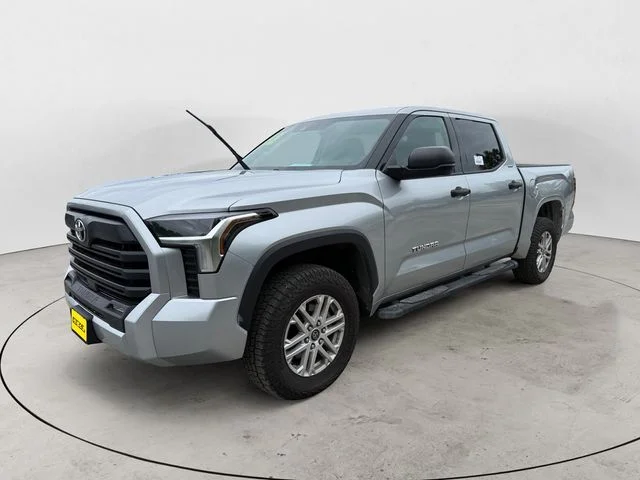 Pre-Owned 2022 Toyota Tundra SR5 4WD