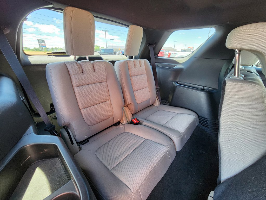 Used 2018 Shadow Black Ford Base image 10