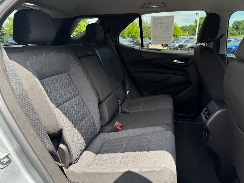 2023 Chevrolet Equinox LT - Photo 12