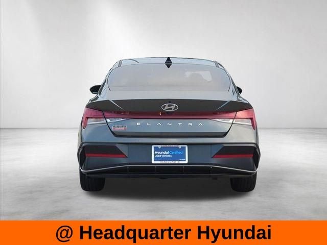 2025 Hyundai Elantra SEL - Photo 6