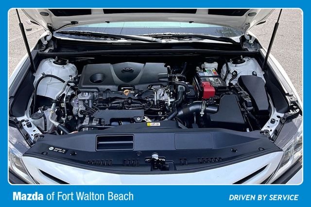 Used 2019 White Toyota SE image 29