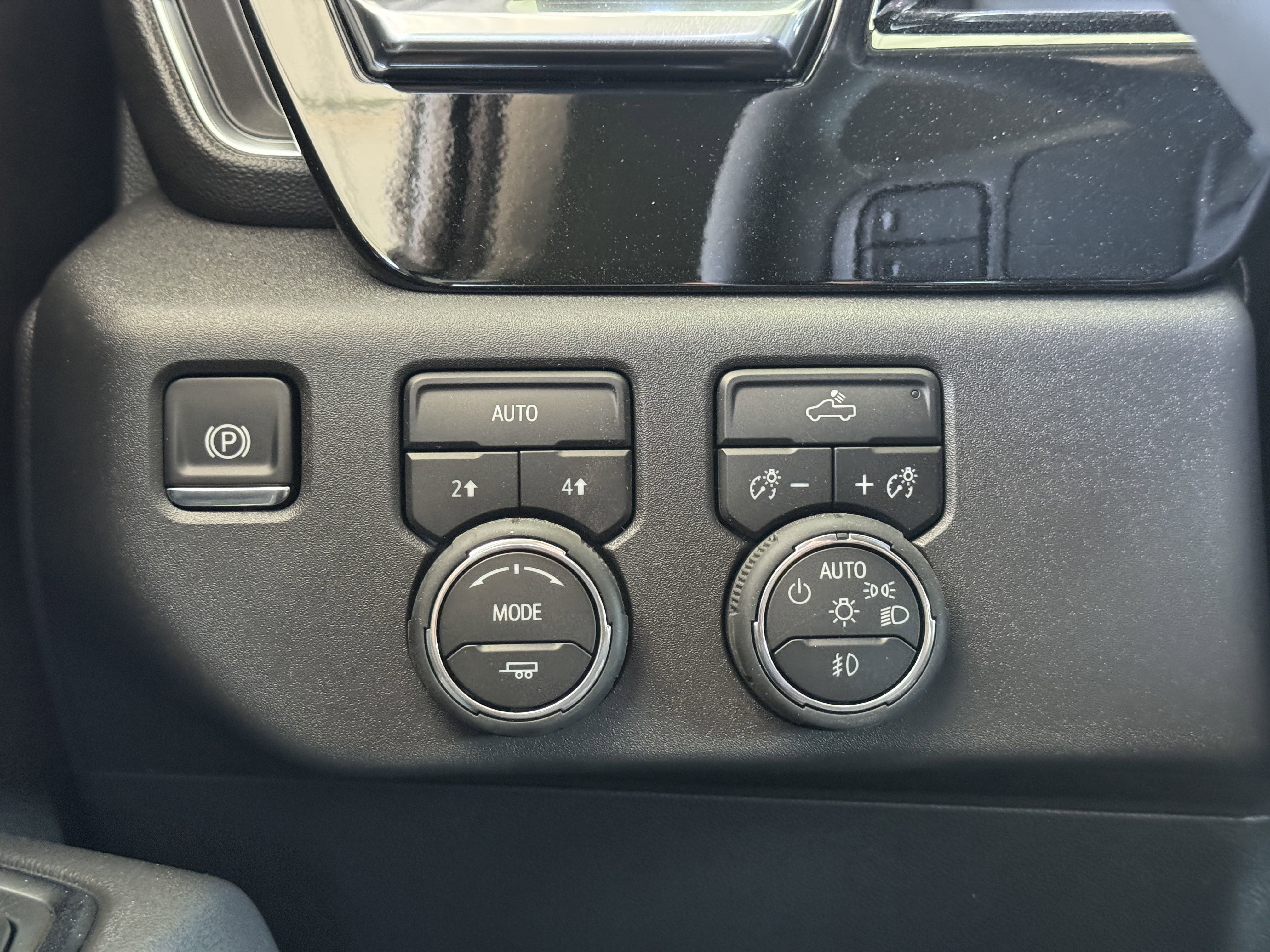 2025 Chevrolet Silverado 1500 RST - Photo 25