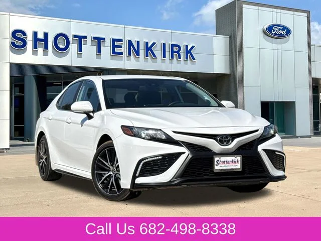 Used 2023 White Toyota SE image 1