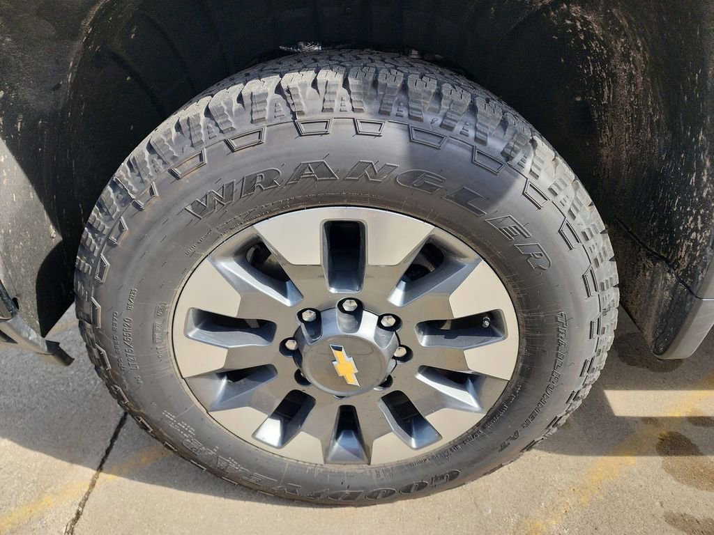 2026 Chevrolet Silverado 2500 HD Custom - Photo 10