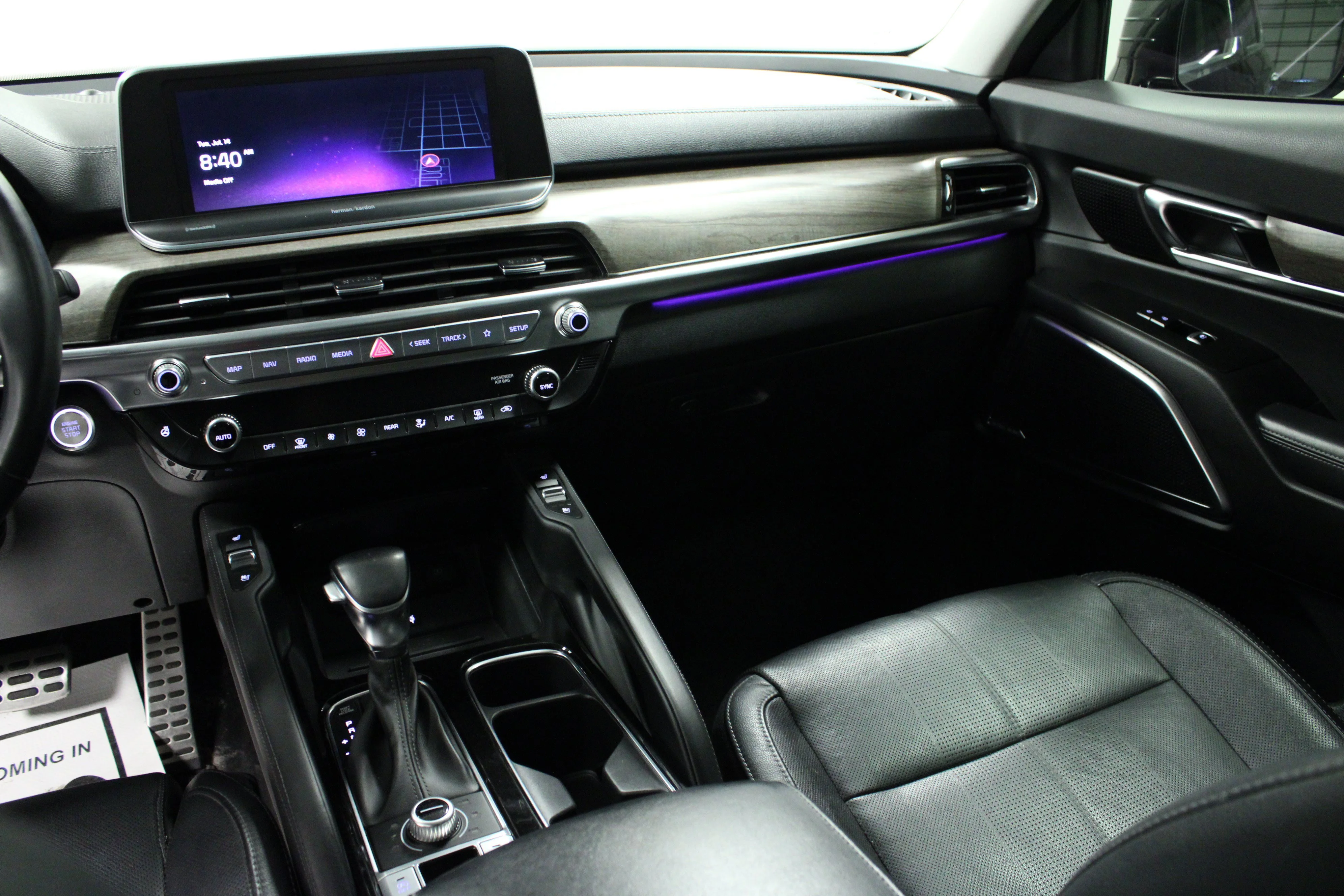 Used 2020 Ebony Black Kia SX image 20