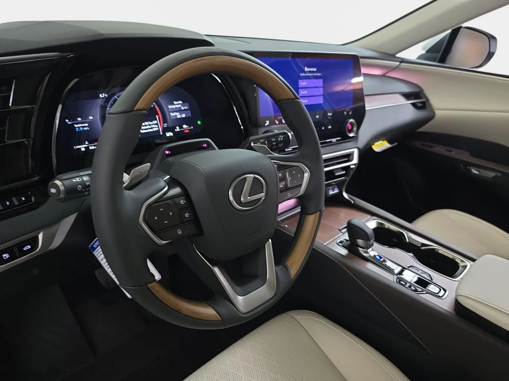 New 2026 Eminent White Pearl Lexus PREMIUM PLUS image 16