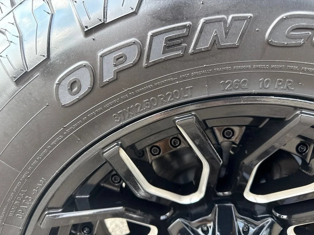 Used 2018  Ford XL image 39