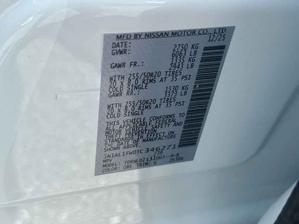 Certified Used 2026 White INFINITI SPORT image 32