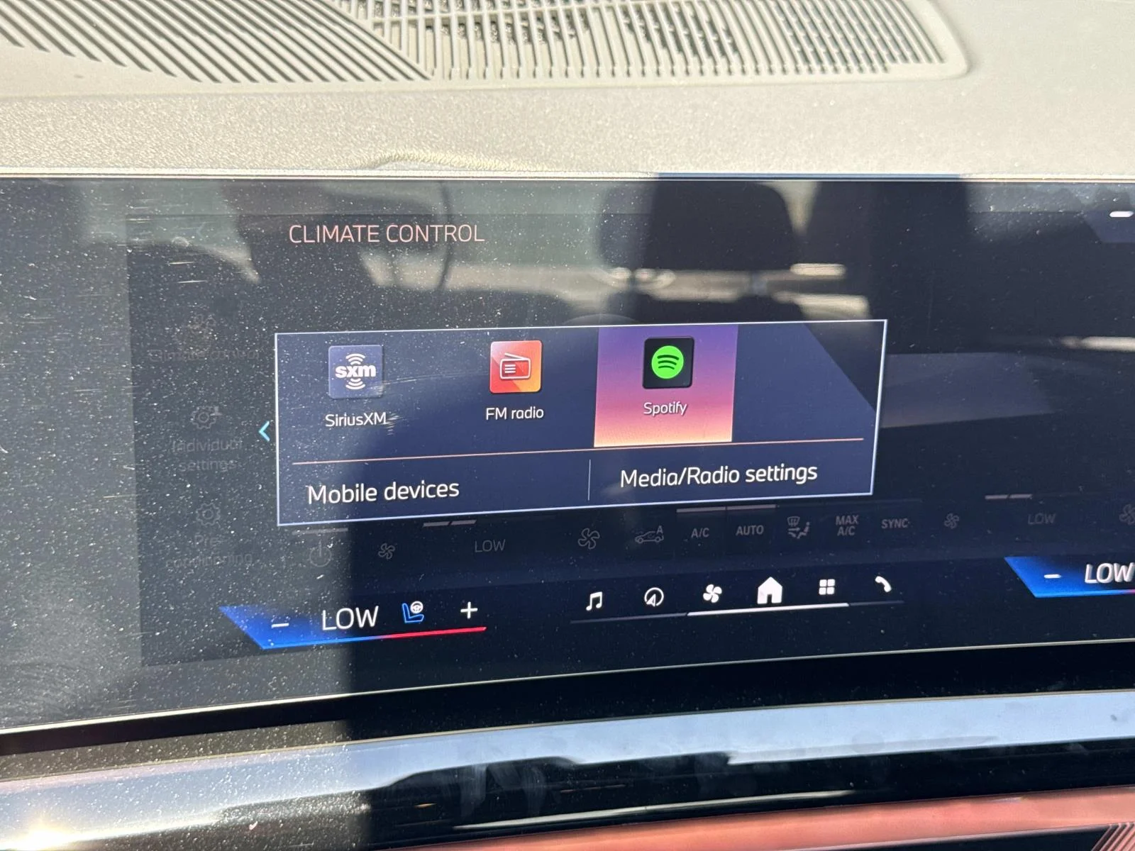 New 2027 Frozen Deep Grey BMW 550e xDrive Sedan image 16
