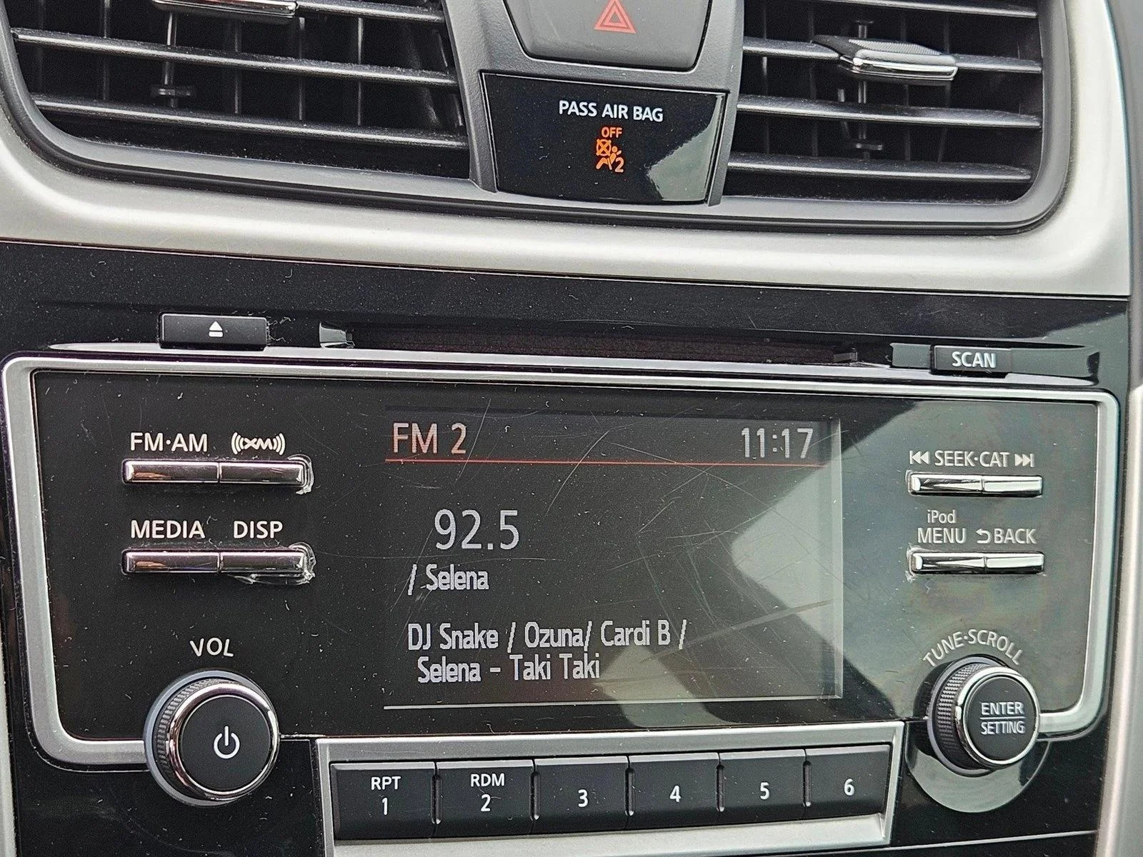 Used 2018 Gun Metallic Nissan 2.5 SL image 12