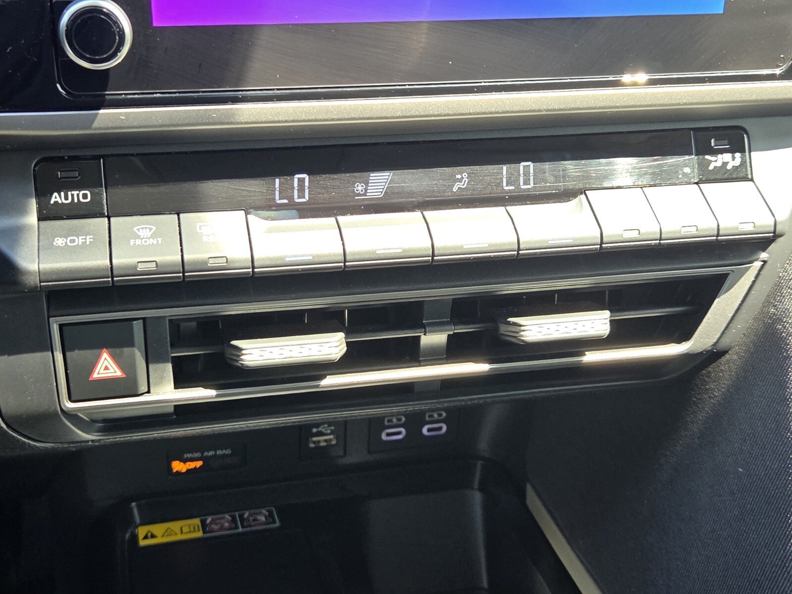 Used 2025 Underground Toyota LE image 17