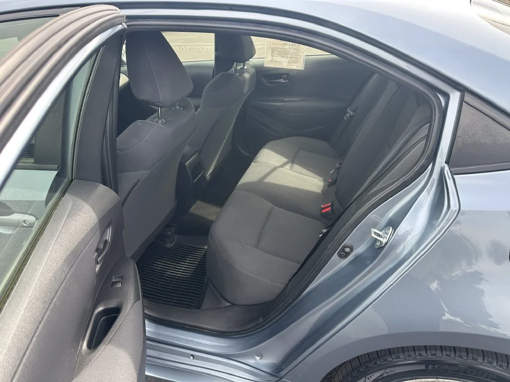 Certified Used 2022  Toyota LE image 15