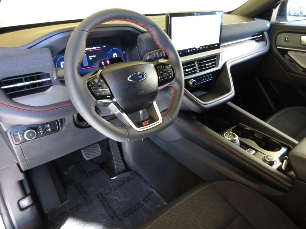 New 2026 Space White Metallic Ford ST image 13