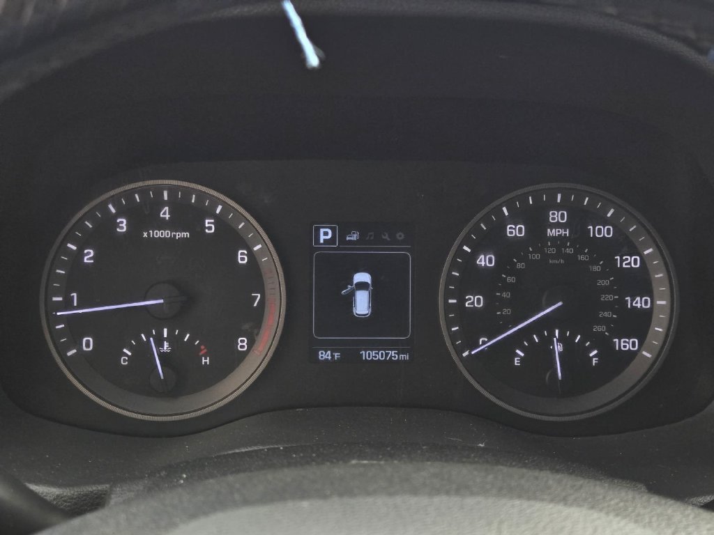 Used 2016 Gray Hyundai Sport image 26